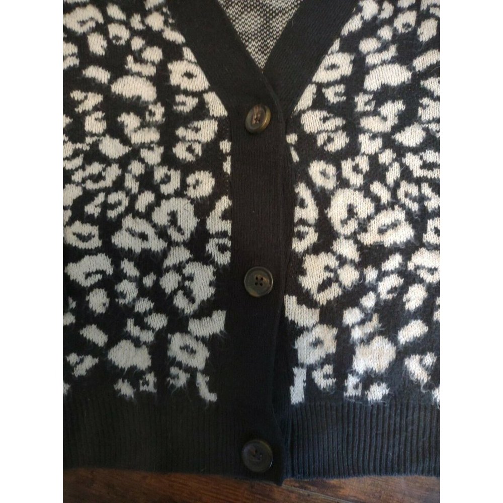 Universal Thread Leopard Print Cardigan Sweater 4… - image 3